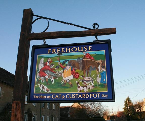 Cat and Custard Pot Inn England Tetbury Exterior Detail