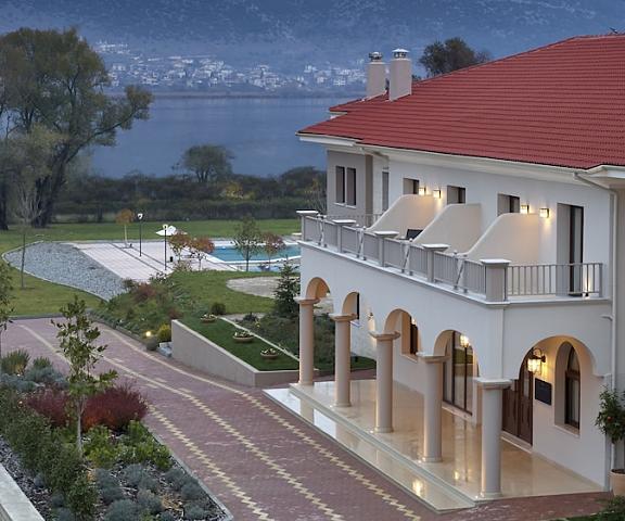 The Lake Hotel Epirus Ioannina Entrance