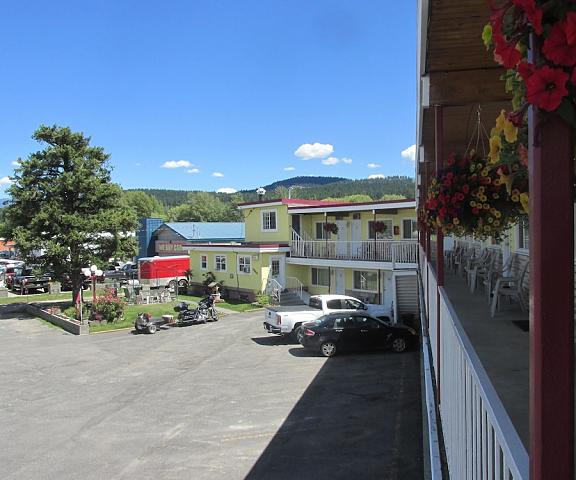 Travellers Motel British Columbia Cranbrook Exterior Detail