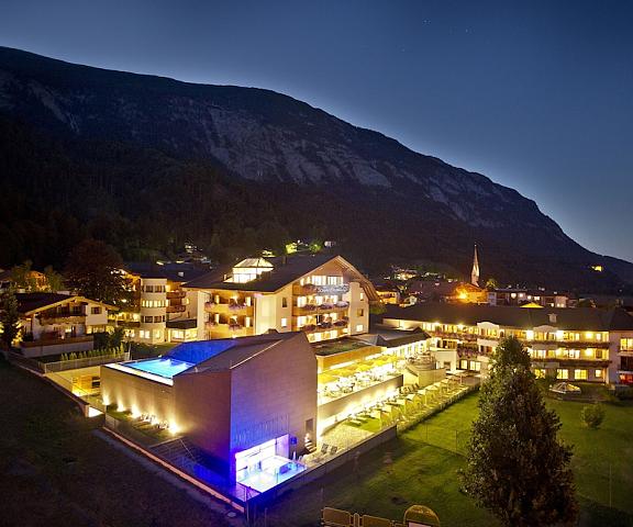 All In Resort Schwarzbrunn Tirol Stans Exterior Detail