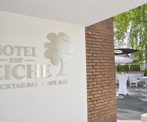 Hotel zur Eiche North Rhine-Westphalia Salzkotten Exterior Detail