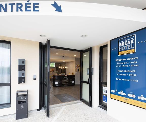 Break Hotel Centre - Loire Valley Vierzon Entrance