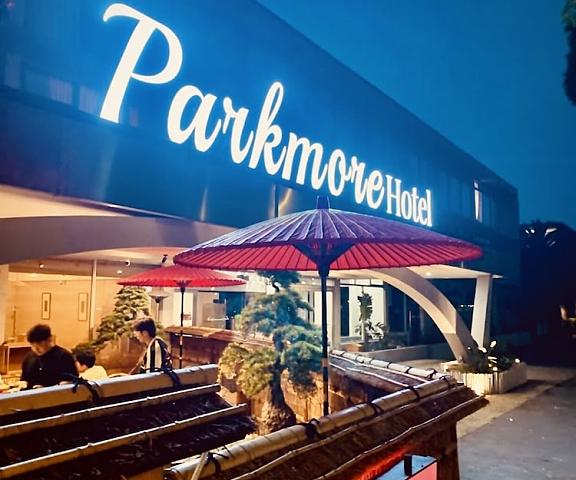 The Parkmore Hotel Victoria Parkville Facade