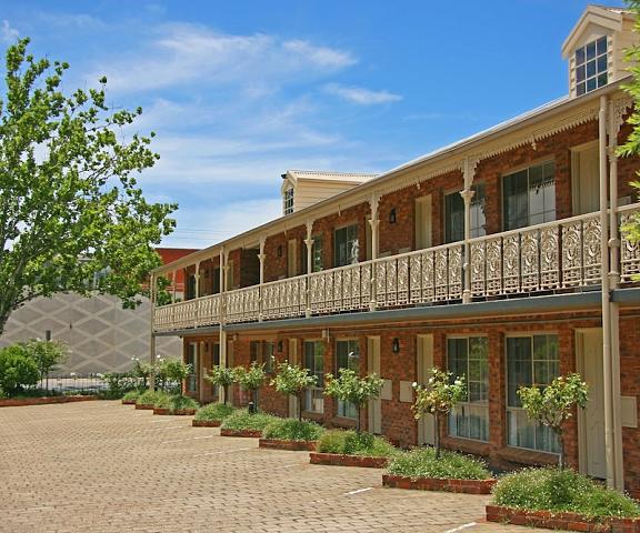 Hermitage Motor Inn Victoria Wangaratta Courtyard