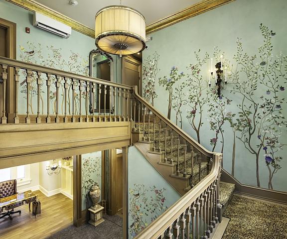 The Edward Hotel New York Buffalo Staircase