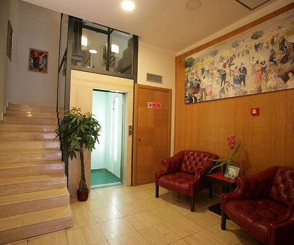 Hotel Piazza Marconi Lazio Cassino Interior Entrance