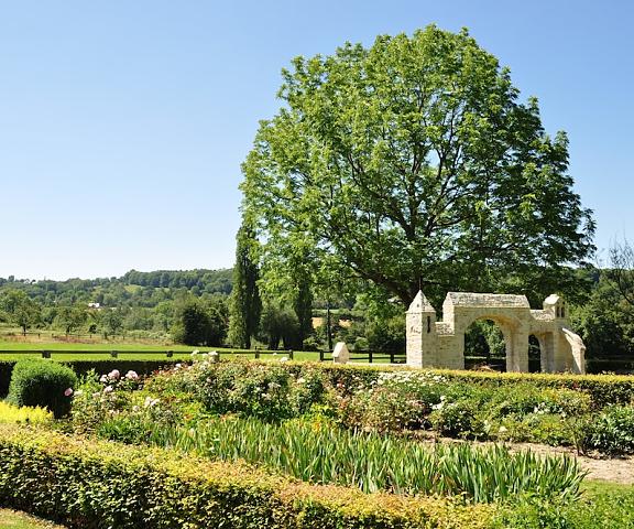 Les Jardins de Coppelia Normandy Pennedepie Exterior Detail