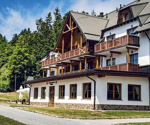Pohorje Village Wellbeing Resort – Wellness & Spa Hotel Bolfenk null Maribor Primary image