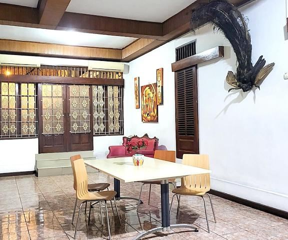 Kasmaran Guest House Syariah West Java Jakarta Exterior Detail