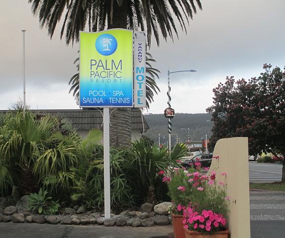 Palm Pacific Resort and Motel Waikato Whangamata Entrance