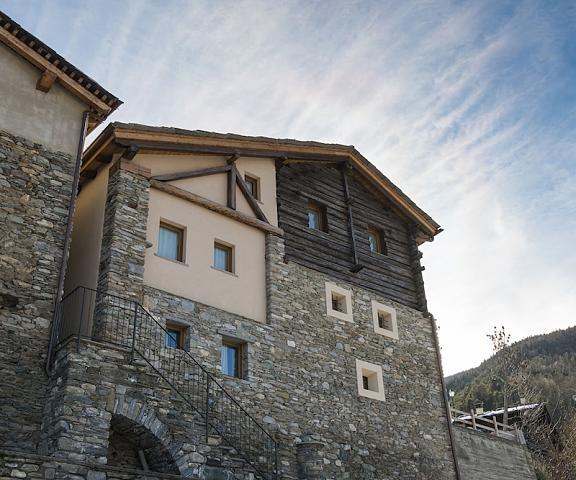 La Moraine Enchantée Valle d'Aosta Gressan Exterior Detail