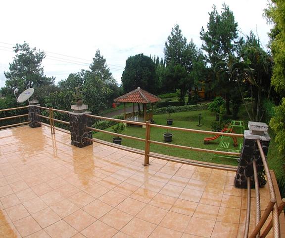Villa ChavaMinerva Istana Bunga-Lembang West Java Parongpong Exterior Detail