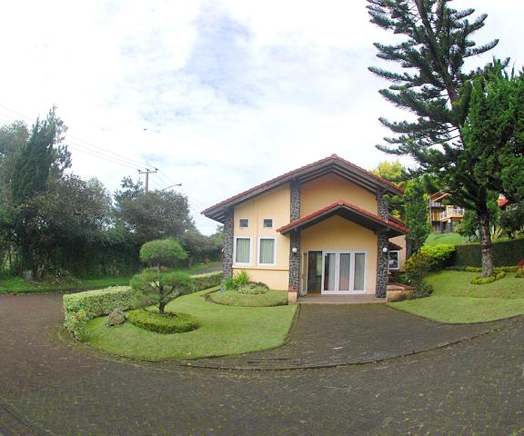 Villa ChavaMinerva Istana Bunga-Lembang West Java Parongpong Facade