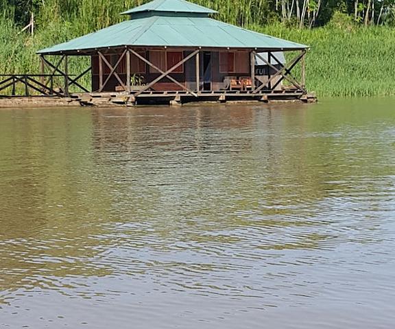 Kurupira Cabin Floating Amazonas Leticia Exterior Detail