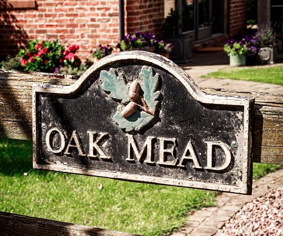 Oak Mead Wales Wrexham Entrance
