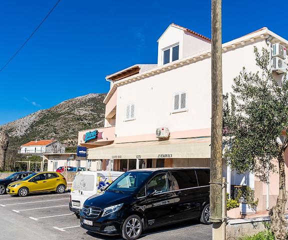 Apartments Šmanjak Dubrovnik - Southern Dalmatia Konavle Entrance