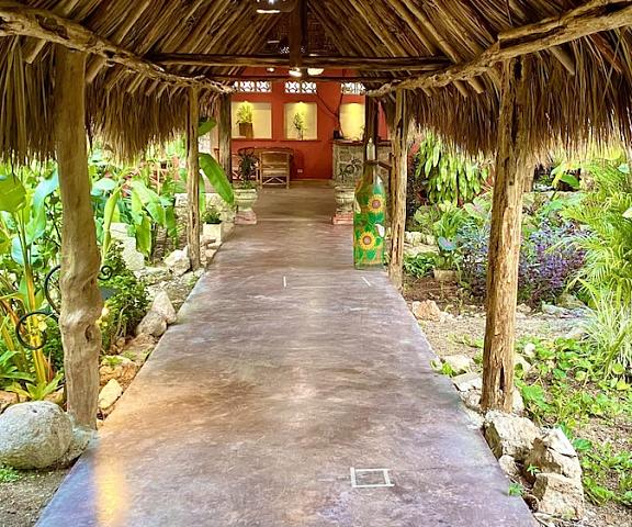Macan Ché Yucatan Izamal Interior Entrance