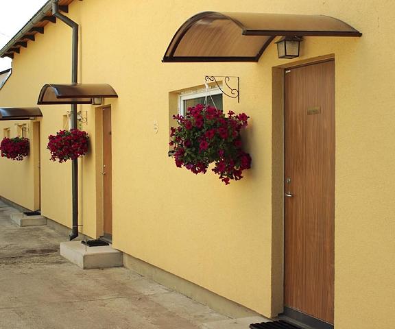 Embrace Guestrooms & Apartments Parnu County Parnu Exterior Detail