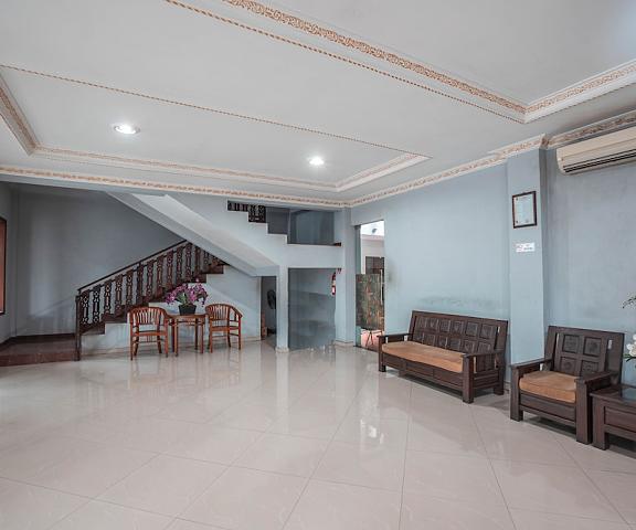 Super OYO 686 Bunga Karang Hotel West Java Bekasi Lobby