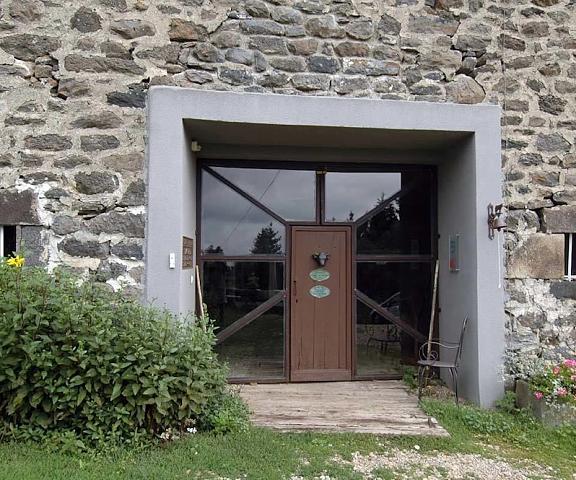 La Ferme de Moulhac Occitanie Laguiole Entrance