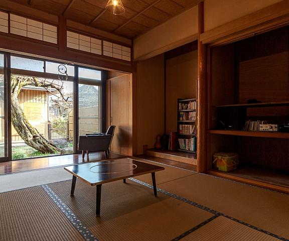 Guesthouse Meguruya Shiga (prefecture) Maibara Interior Entrance