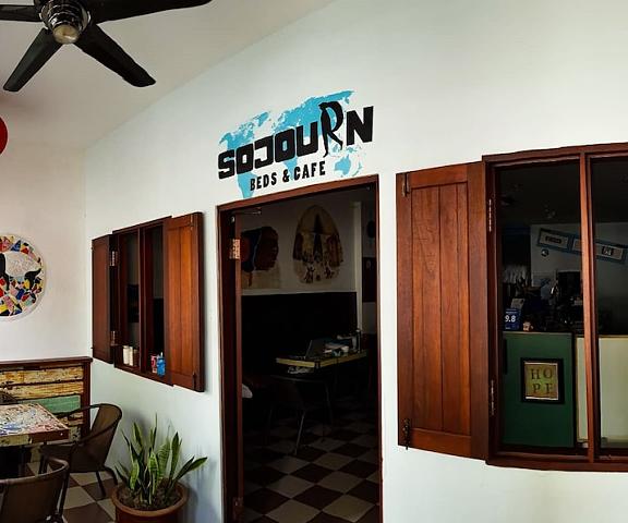 Sojourn Beds & Cafe - Hostel Perak Taiping Entrance