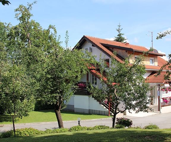 House Marija B&B Karlovac Rakovica Exterior Detail