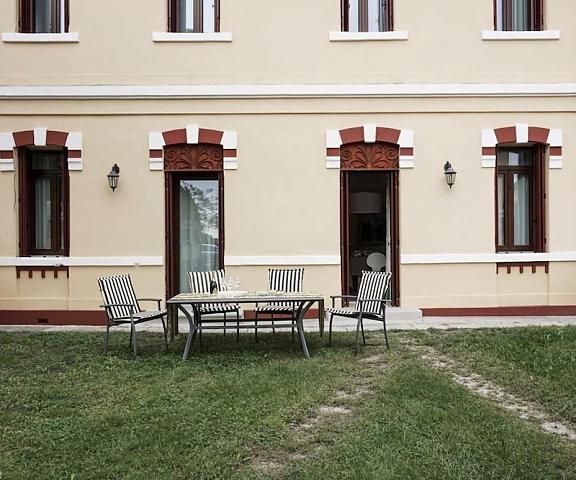 Prosecco Collalto Lodge Veneto Susegana Entrance