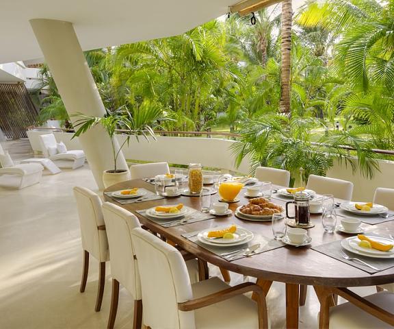 Billionaire Resort & Retreat null Malindi Porch