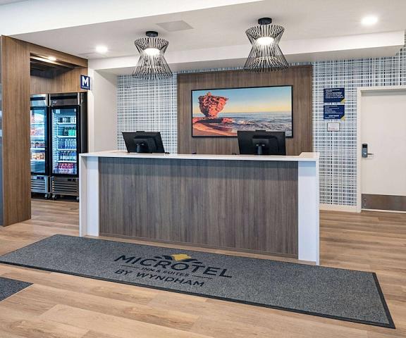 Microtel Inn & Suites by Wyndham Summerside Prince Edward Island Summerside Lobby
