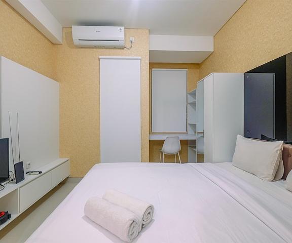 Homey and Comfort Living Studio Apartment Transpark Cibubur West Java Depok Room