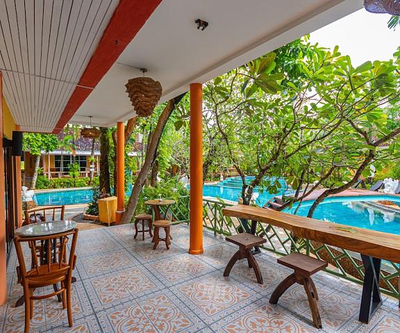 Aochalong Villa Resort & Spa Phuket Chalong Reception