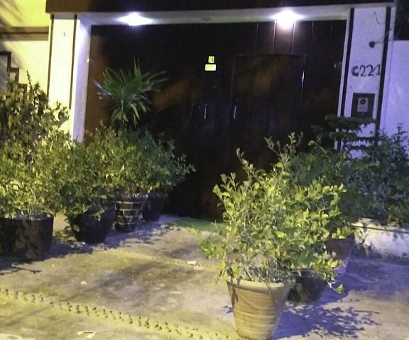 Cosy Vista Guest House null Karachi Entrance