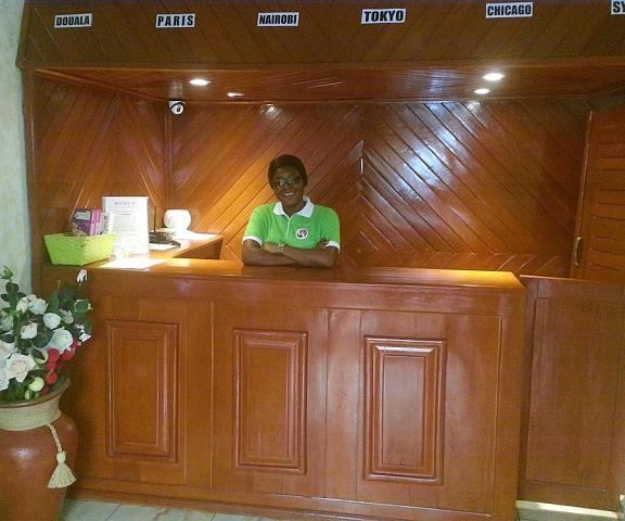 Hôtel - Y null Douala Lobby