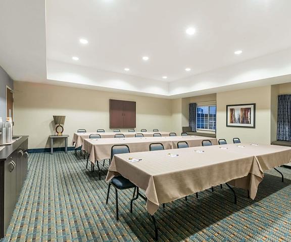 Microtel Inn & Suites by Wyndham Stanley North Dakota Stanley Meeting Room