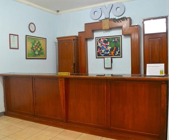 Super OYO 1240 Hotel Pantai Jaya West Java Pangandaran Reception