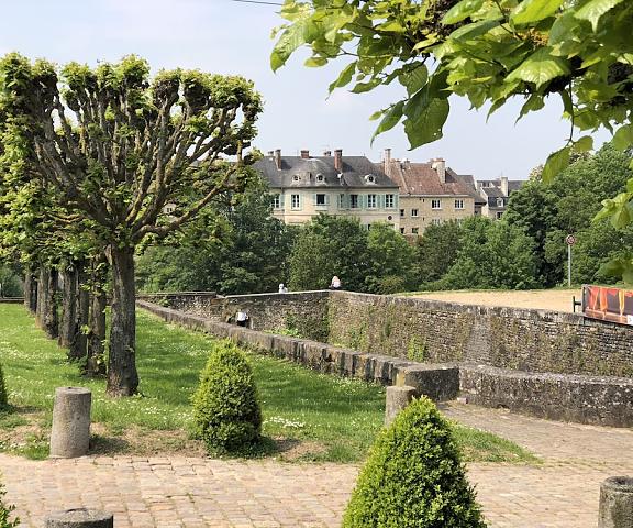 Castel Saint-Léonard Normandy Falaise Facade