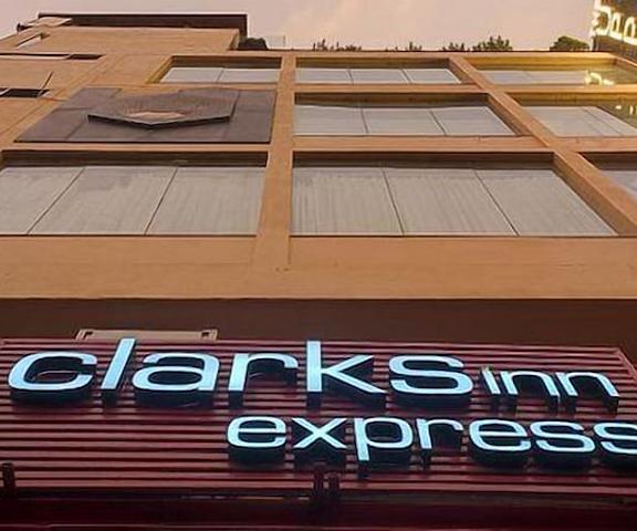 Clarks Inn Express Ludhiana Punjab Ludhiana Exterior Detail