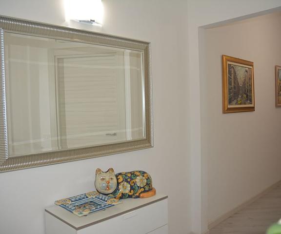Art B&B Sicily Caltanissetta Interior Entrance