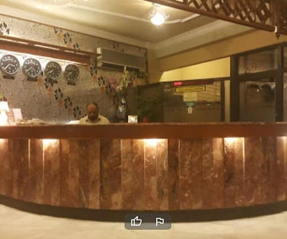 Hotel Grand null Peshawar Reception