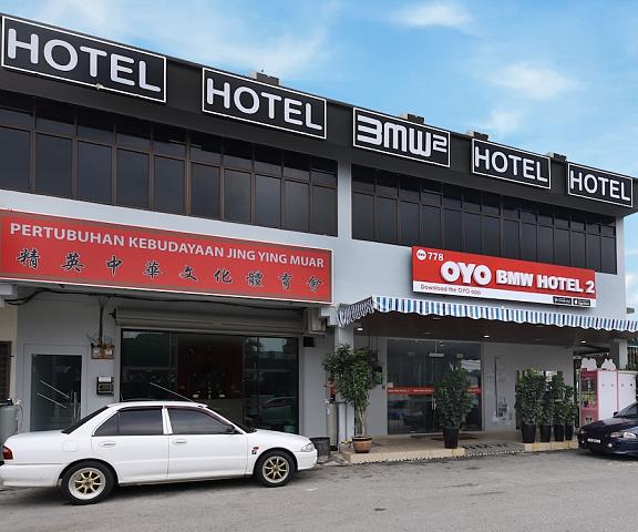 OYO 778 BMW 2 Hotel Johor Muar Exterior Detail