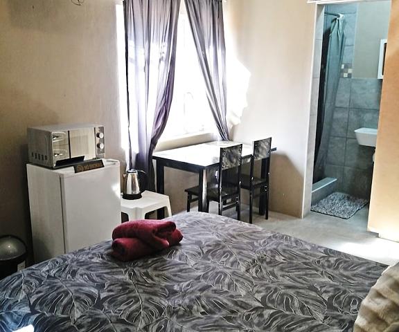 Ambiente Budget Accommodation Northern Cape Upington Room