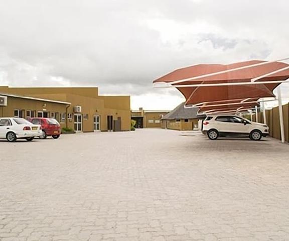 Ekamuti Town lodge Ohangwena Ondangwa Parking