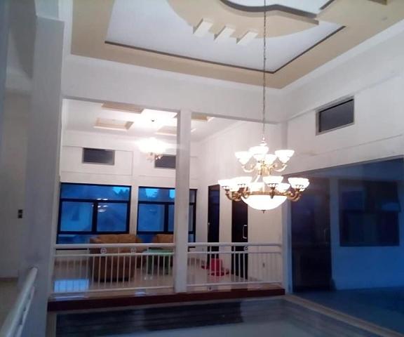 Almira Homestay null Jambi Interior Entrance