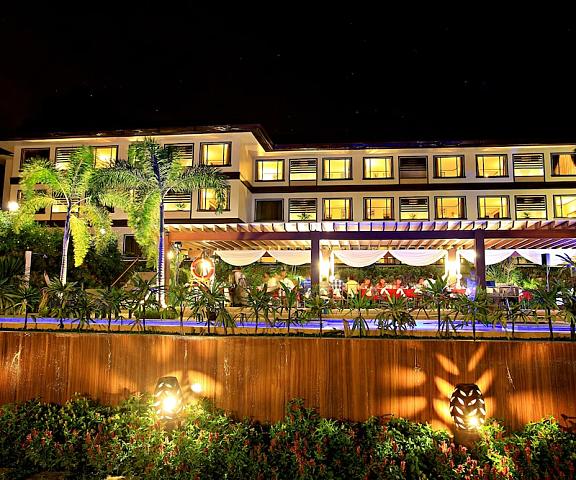 Hotel Tropika Davao Region Davao Facade