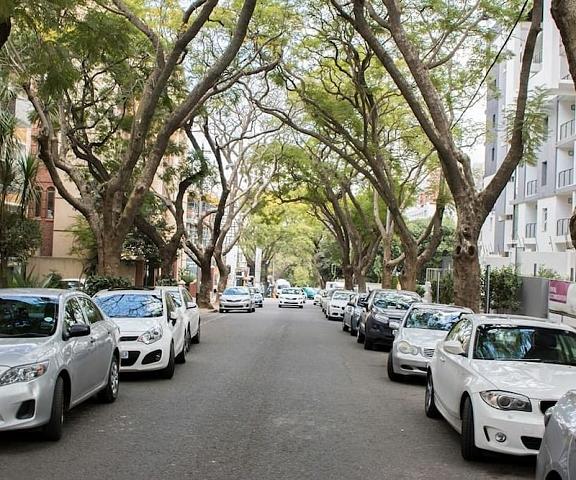 Rosebank Accommodation Gauteng Johannesburg Parking