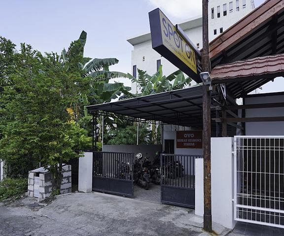 SPOT ON 2479 Berkah Residence Syariah East Java Gresik Exterior Detail