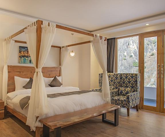Echor Palm Bliss Riverside Resort & Spa Himachal Pradesh Kullu Room