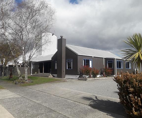 Tongariro River Retreat - Hostel Waikato Turangi Facade