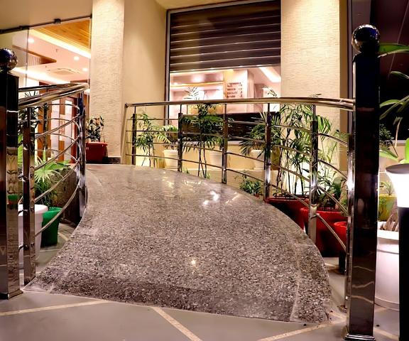 Hotel Aarna Rajasthan Jaipur Interior Entrance